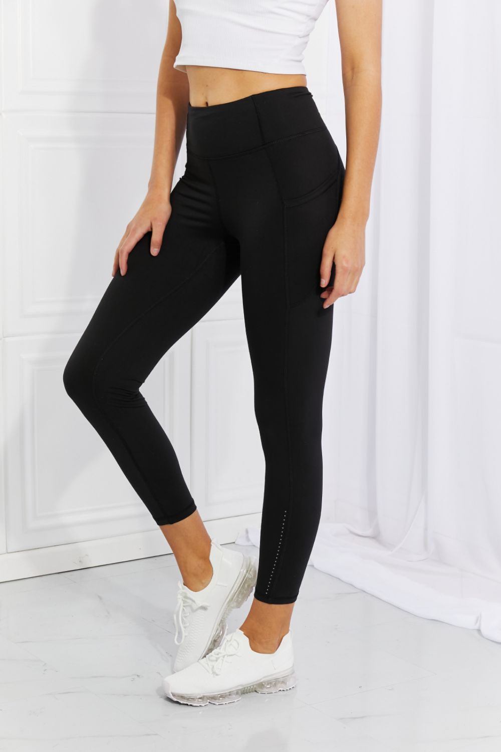 Leggings Depot Strengthen and Lengthen Reflective Dot Active Leggings