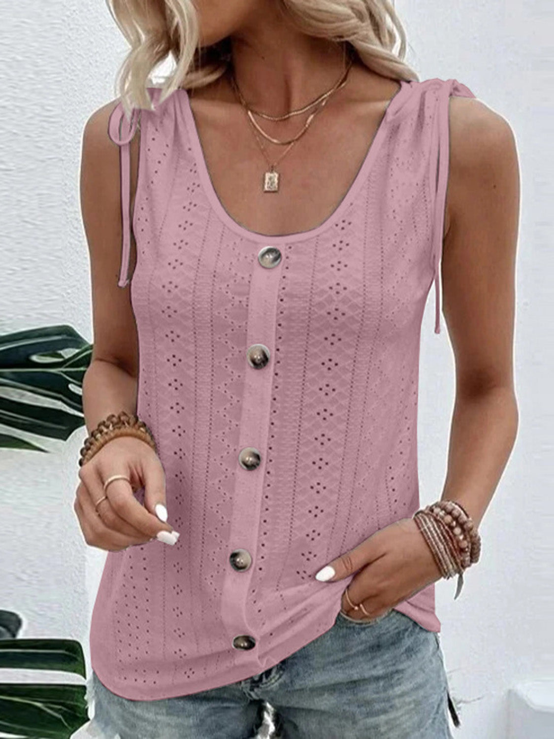 Scoop Neck Sleeveless Tank Top